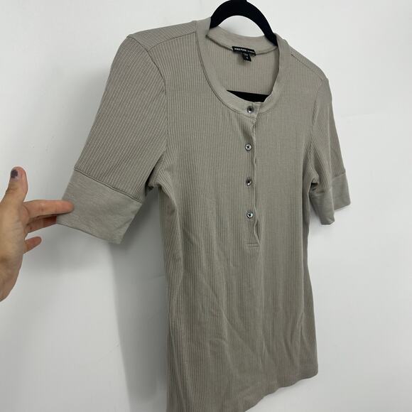 James Perse size 2 shirt Taupe half sleeve ribbed tencel cashmere henley minimal - Picture 2 of 10